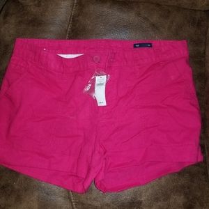 NWT Gap shorts